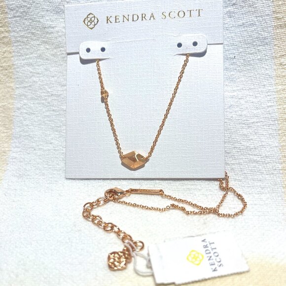 NWT Kendra Scott Rose Gold Laureen Pendant Necklace - Picture 3 of 12